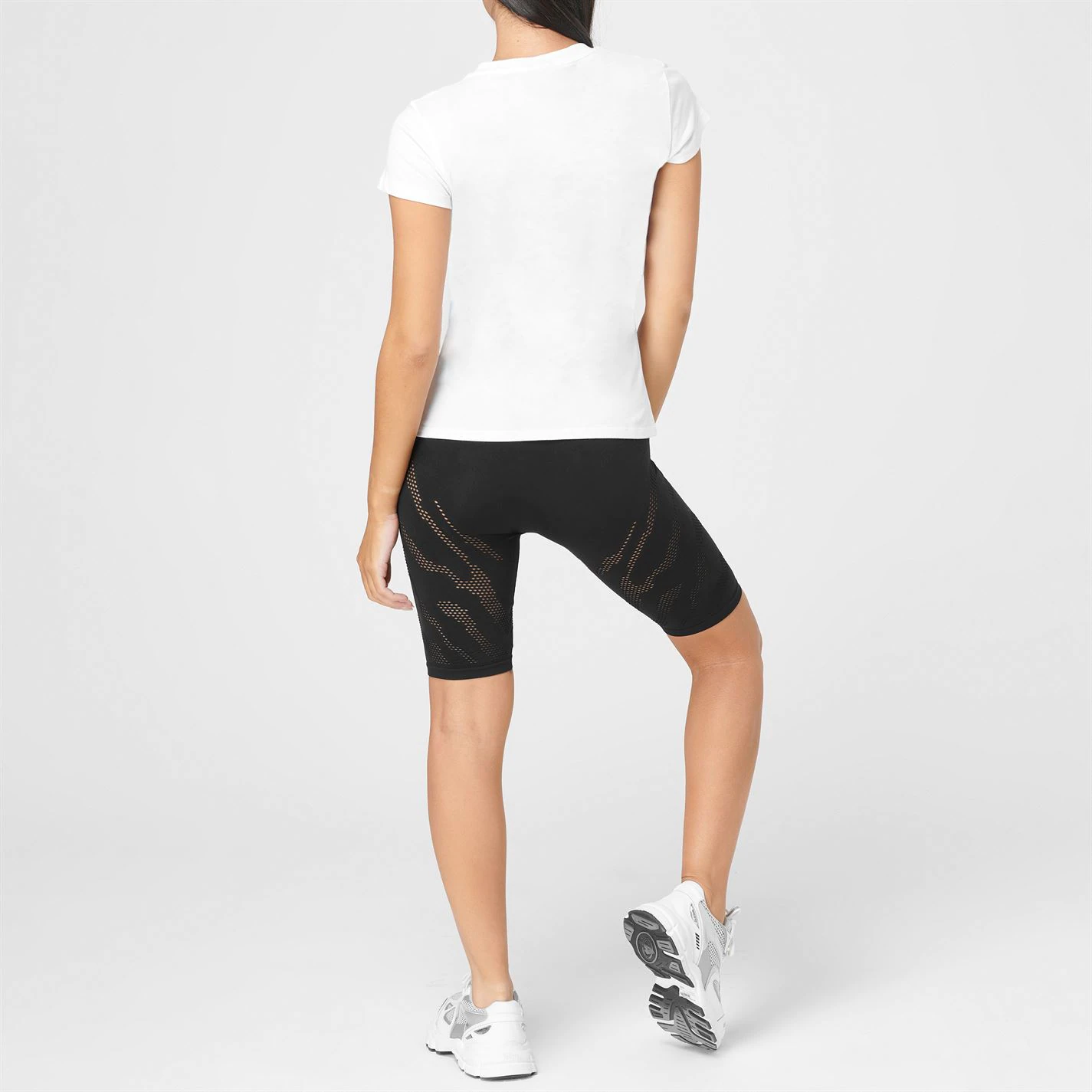 JUST CAVALLI Pearl Logo T-Shirt 4 JUST CAVALLI Pearl Logo T-Shirt - Image 4